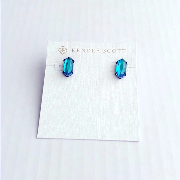 Kendra Scott Jewelry - Kendra Scott “Betty Earring”